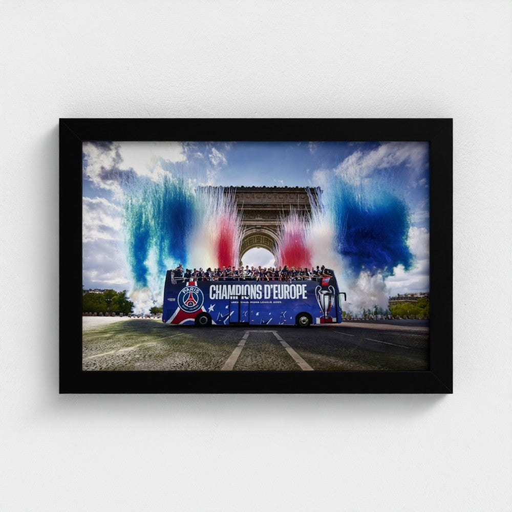 PSG Victory 2025 - Framed