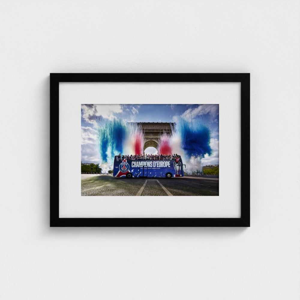 PSG Victory 2025 - Framed