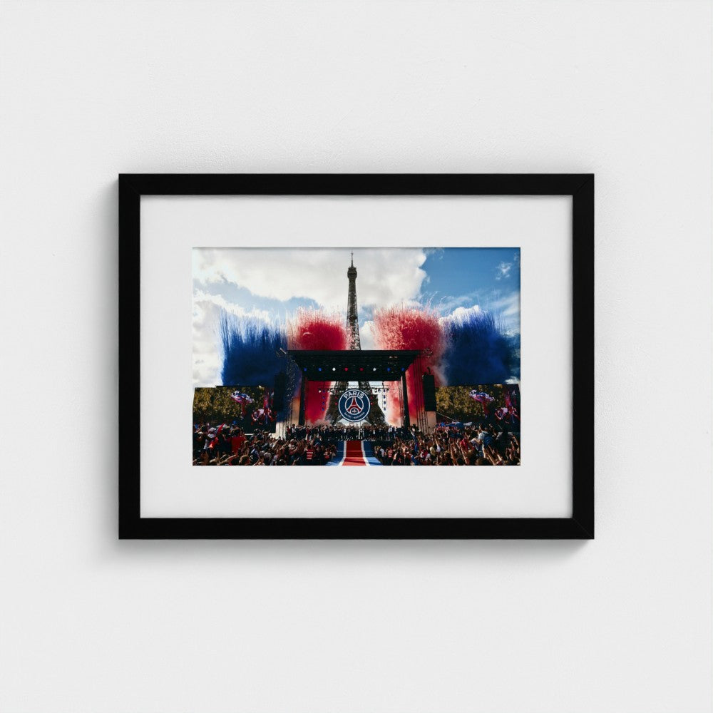 PSG Victory 2026 - Framed