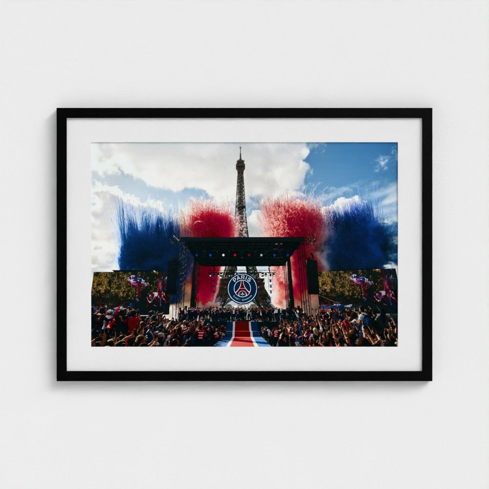 PSG Victory 2026 - Framed
